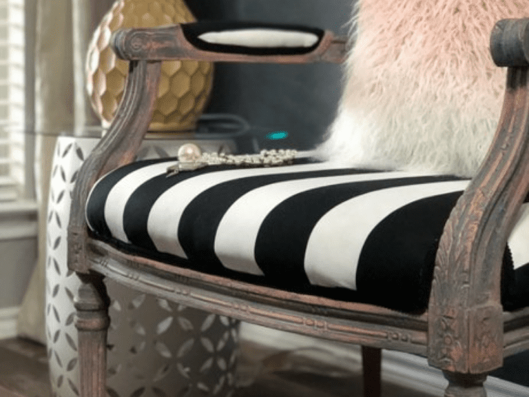 How to Paint a Vintage Armchair