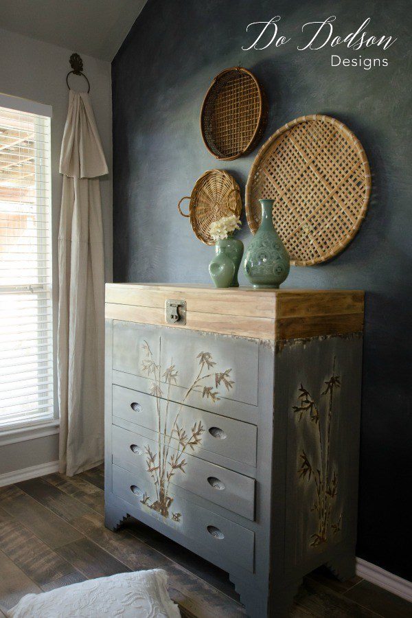 How to Paint Over Mother of Pearl Furniture