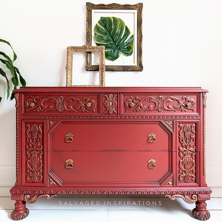 How to Wet Distress Painted Furniture
