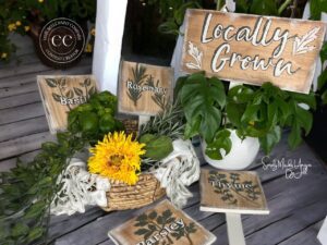 Garden signs painted with a stencil and chalk mineral paint